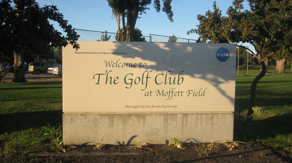 t-1_moffetfield_golfcourse.jpg